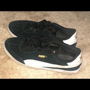 Puma sneakers